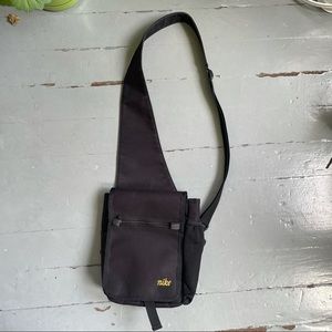Vintage Nike shoulder bag